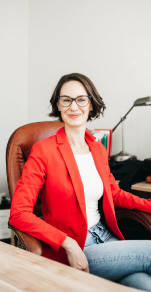 Acorn Law Lawyer Jennette Vopicka